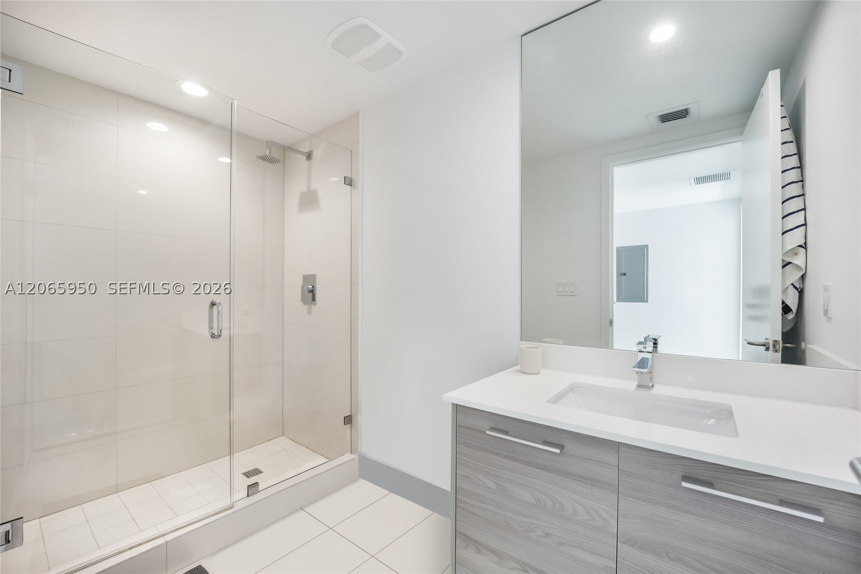 1300 S Miami Ave 1705 Property Photo 8