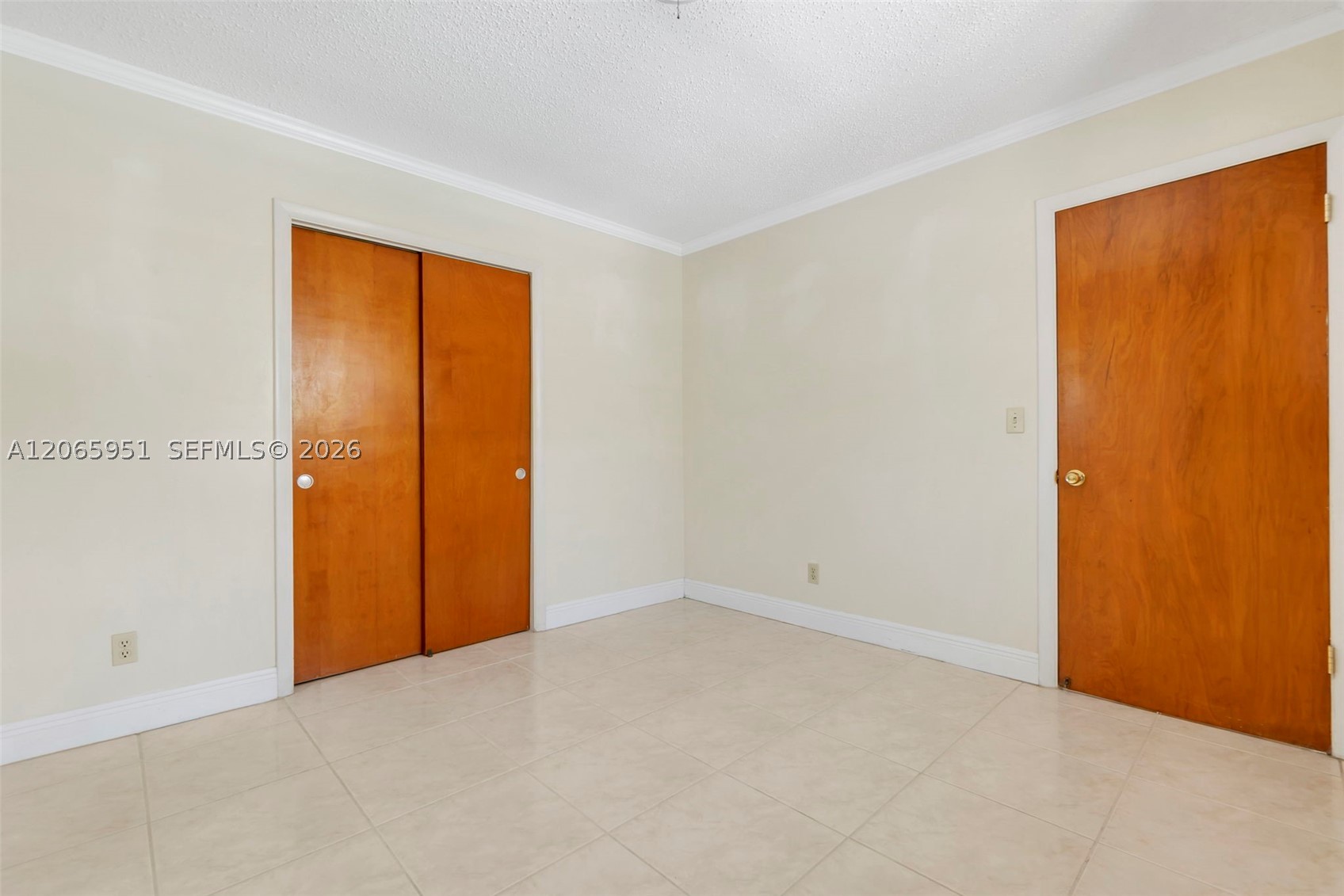 201 Ne 57th Ct Property Photo 24