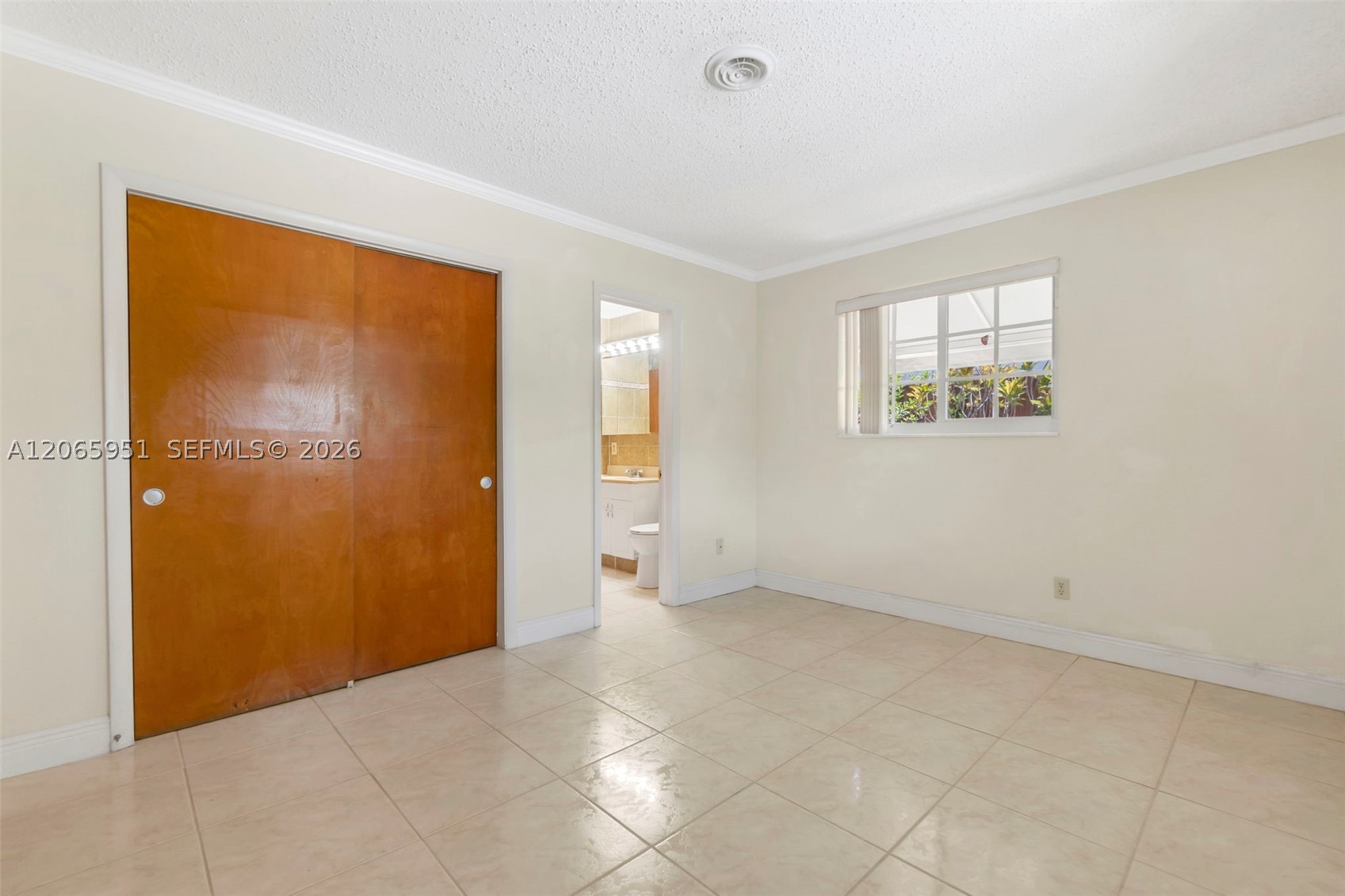 201 Ne 57th Ct Property Photo 33