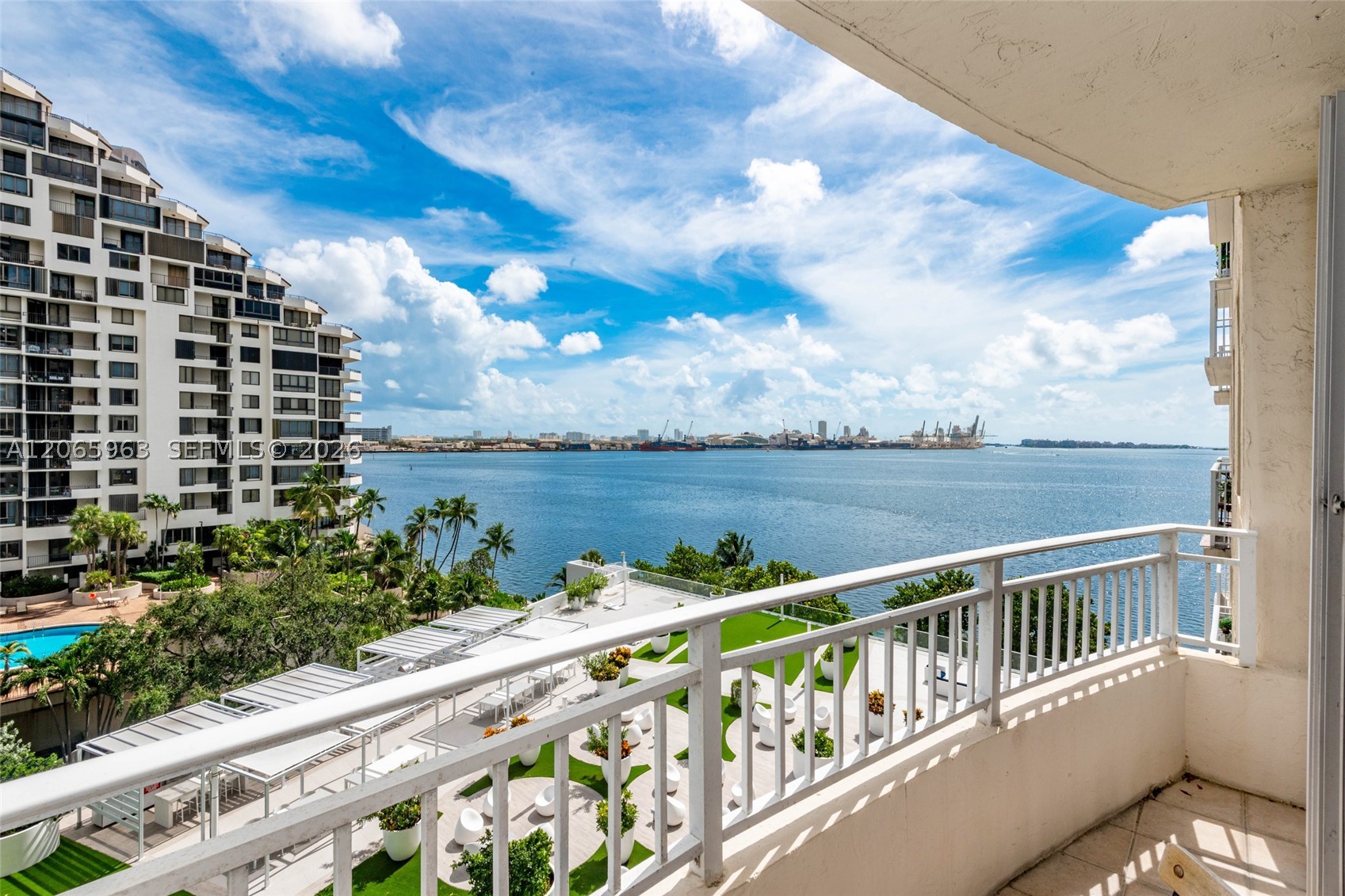 770 Claughton Island Dr 809 Property Photo 19