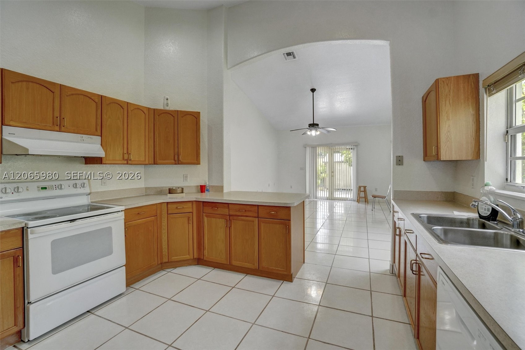25 Ludlam Dr Property Photo 12