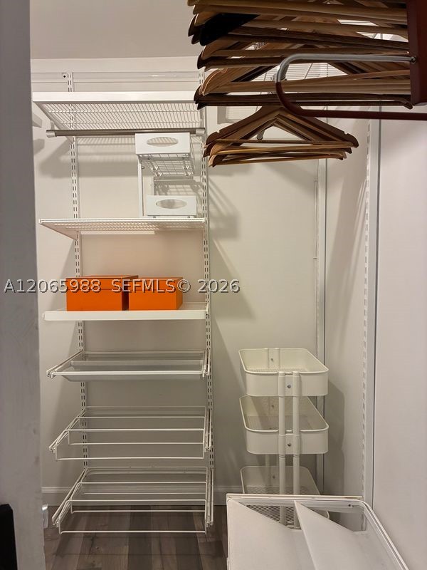 900 Bay Dr 207 Property Photo 7