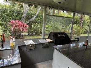 4927 Lombard Pass Dr Property Photo 4