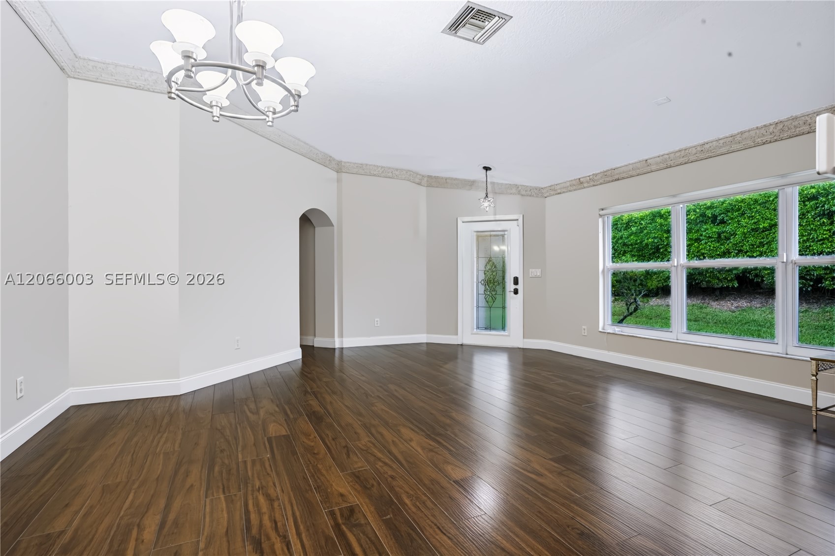 4927 Lombard Pass Dr Property Photo 5