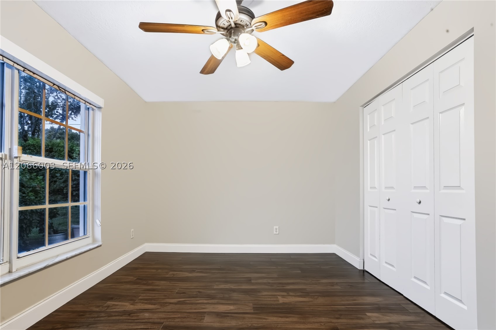 4927 Lombard Pass Dr Property Photo 32