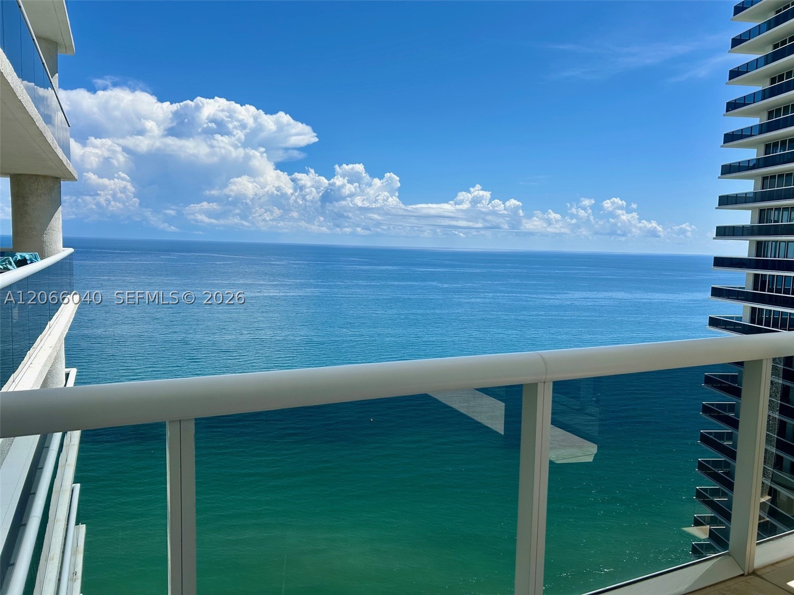 1800 S Ocean Dr 4005 Property Photo 1