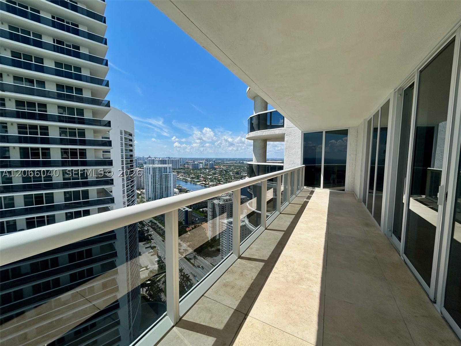 1800 S Ocean Dr 4005 Property Photo 4