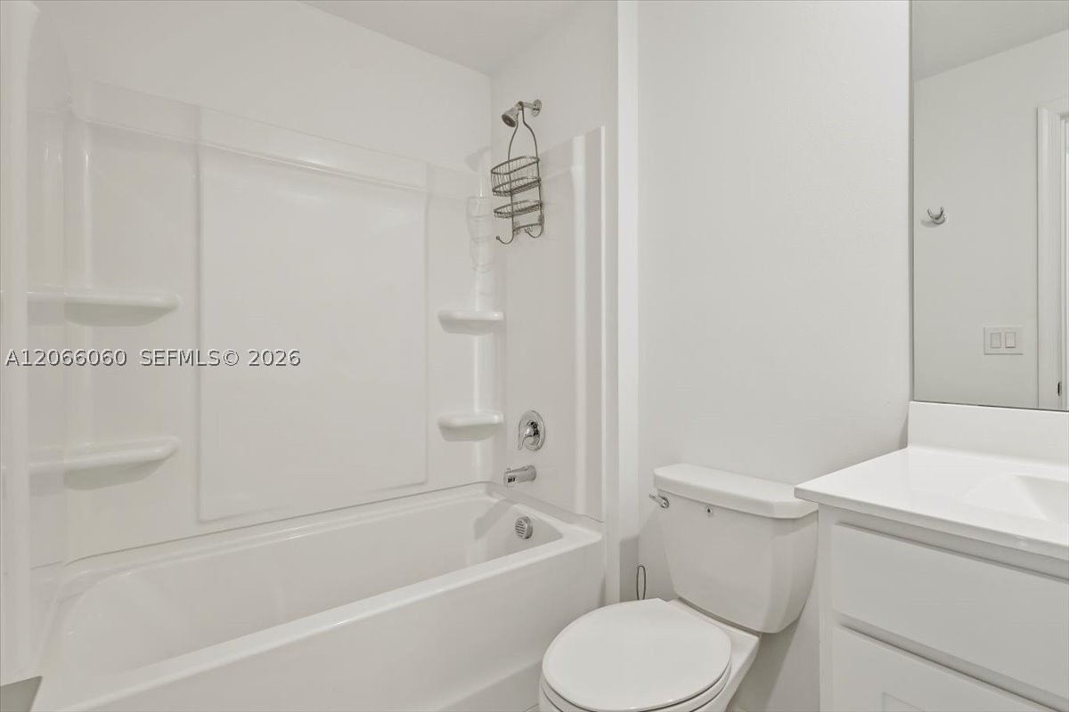 1338 Colebrook Cir S. Property Photo 27