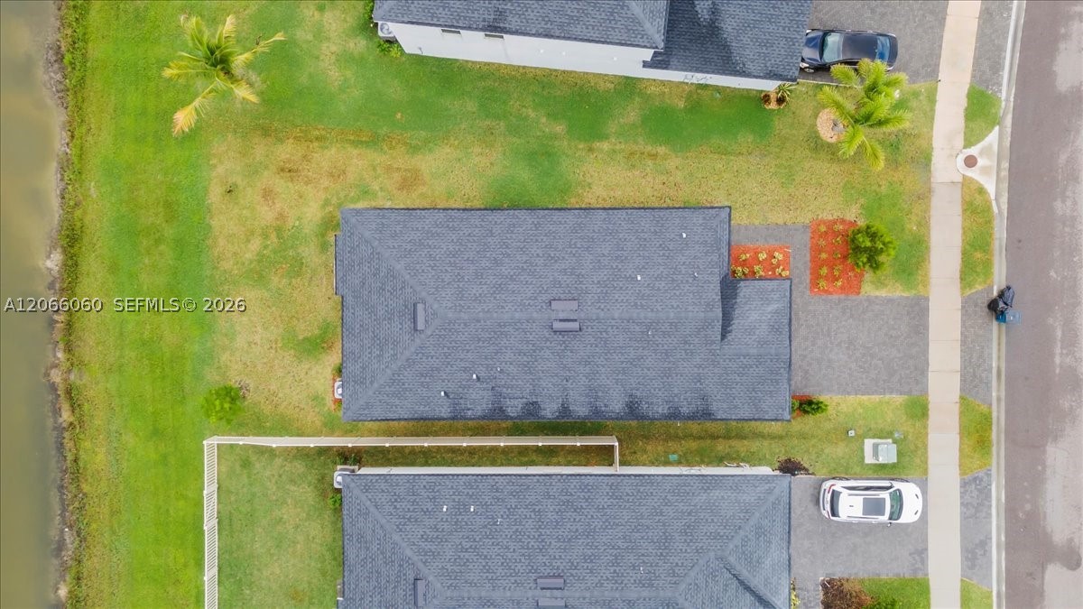 1338 Colebrook Cir S. Property Photo 35