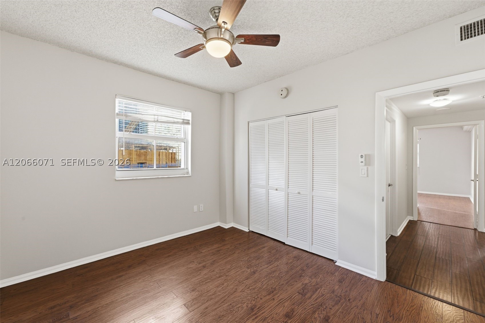 185 Se 14th Ter 1010 Property Photo 16
