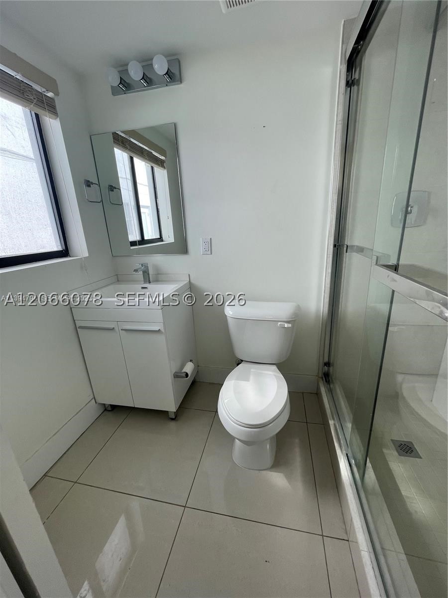 1765 Normandy Dr Property Photo 11
