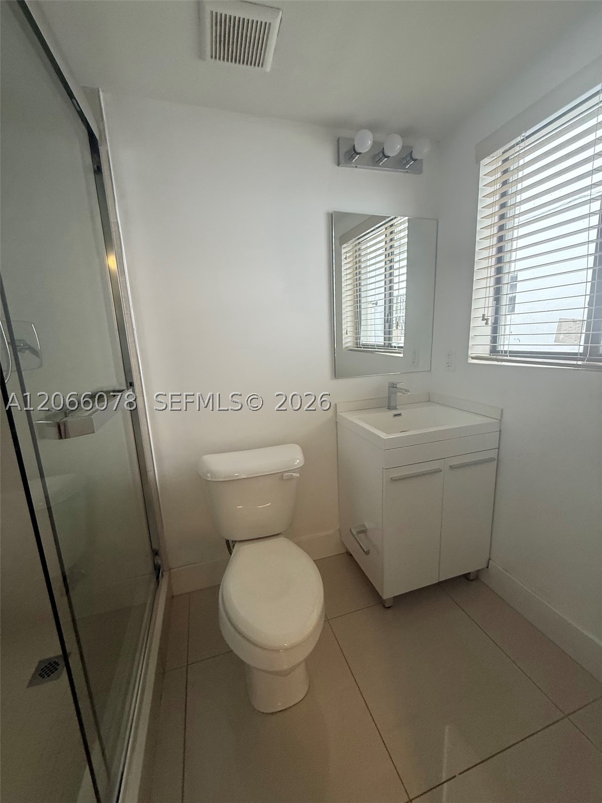 1765 Normandy Dr Property Photo 14