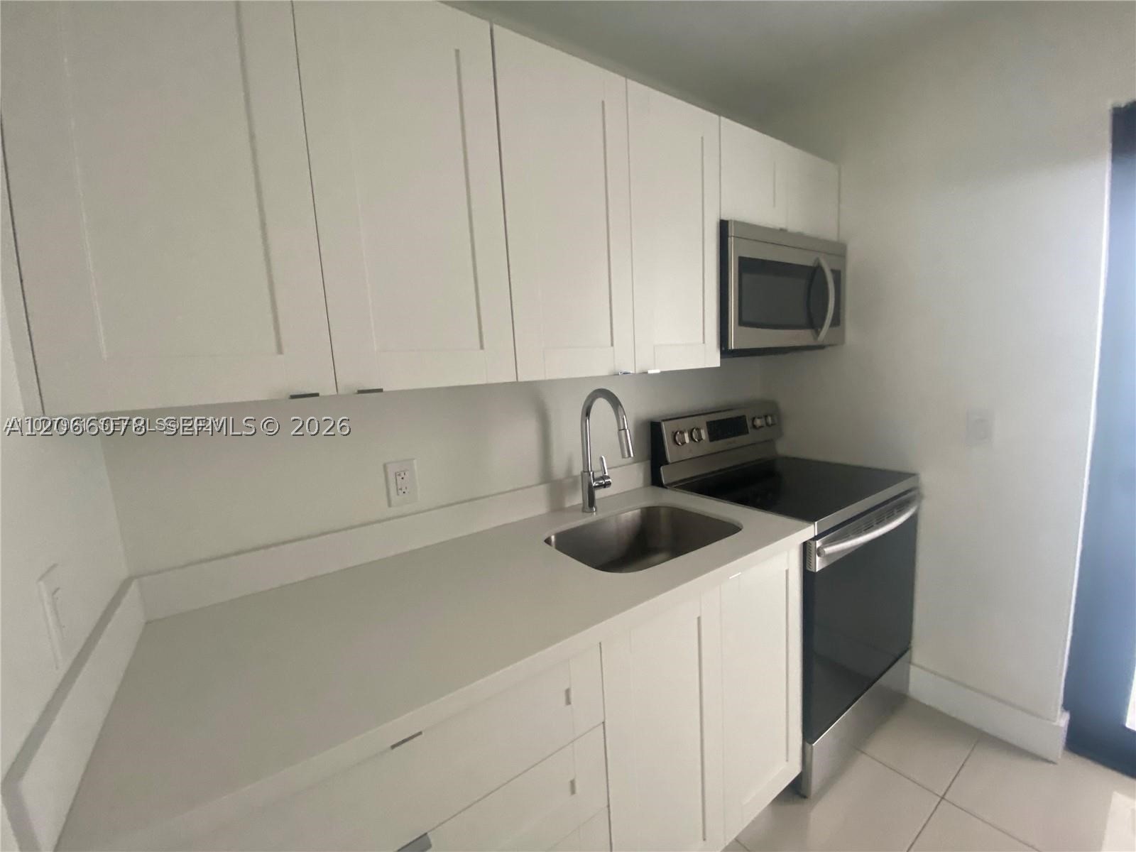 1765 Normandy Dr Property Photo 21