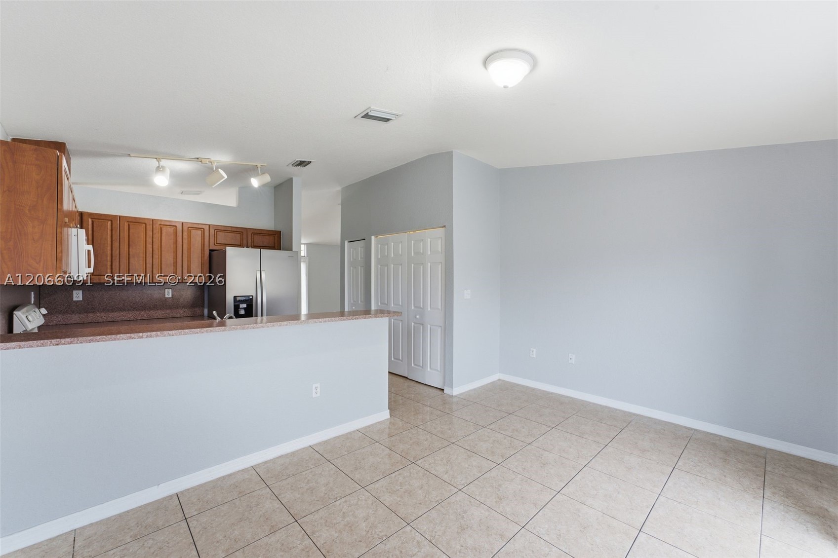 13243 Sw 252nd Ln Property Photo 6