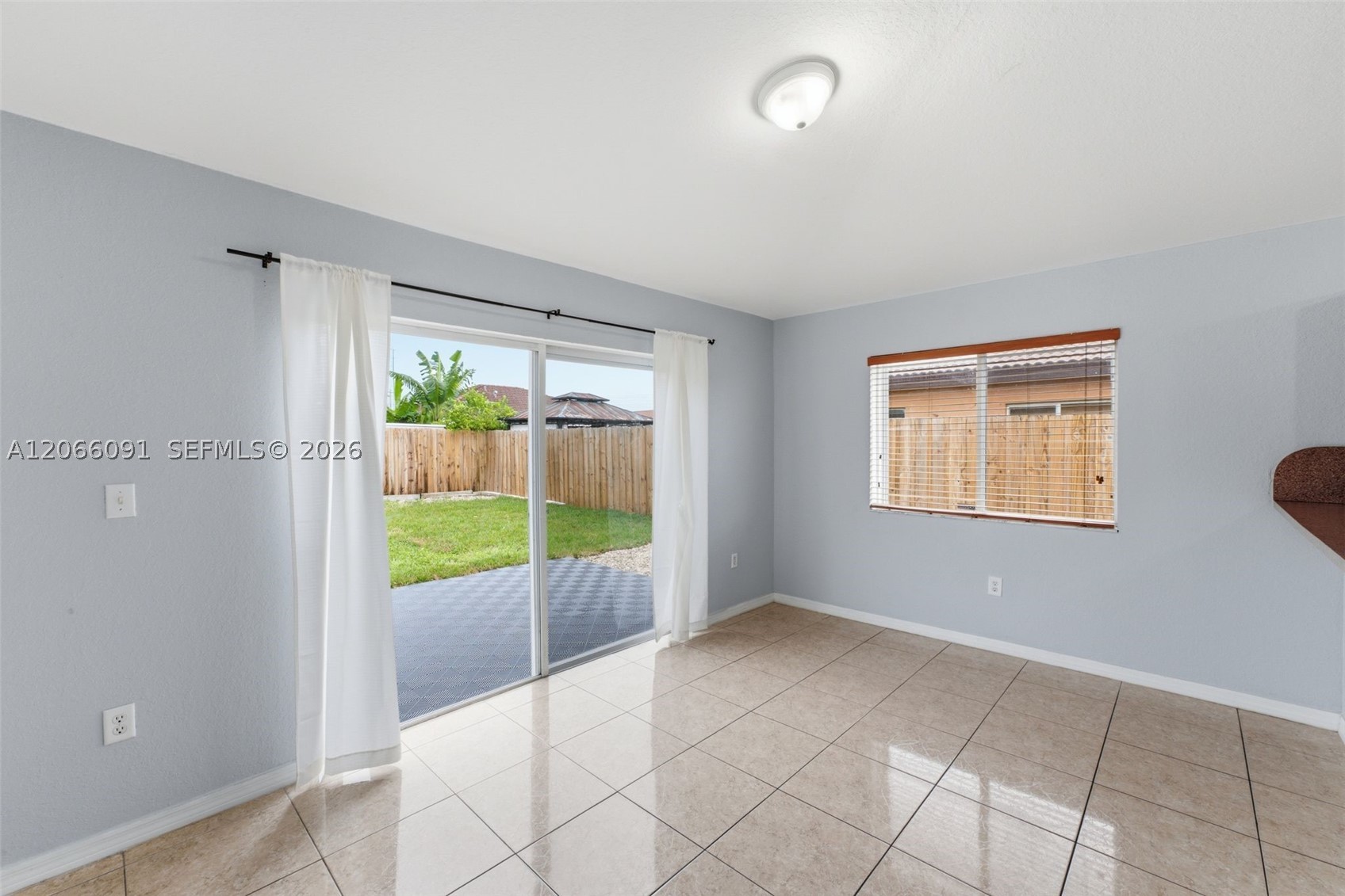 13243 Sw 252nd Ln Property Photo 7