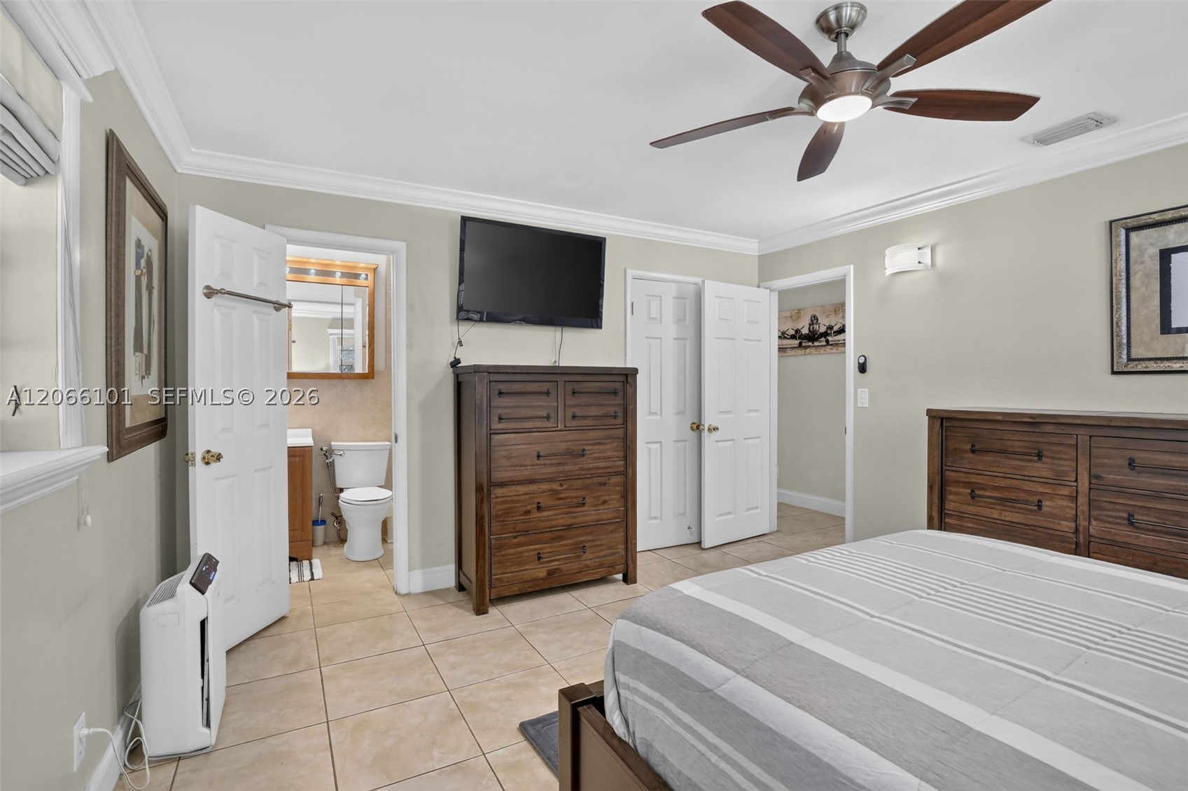 801 Ixora Ln Property Photo 20