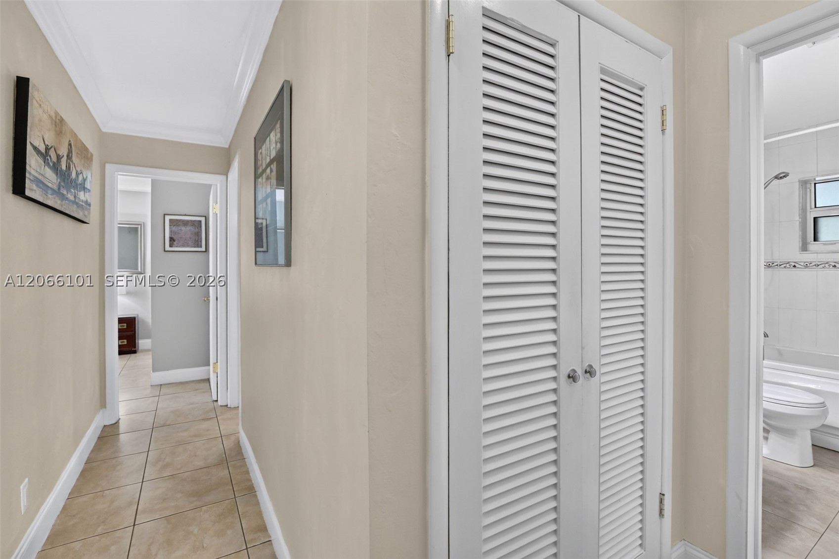 801 Ixora Ln Property Photo 28