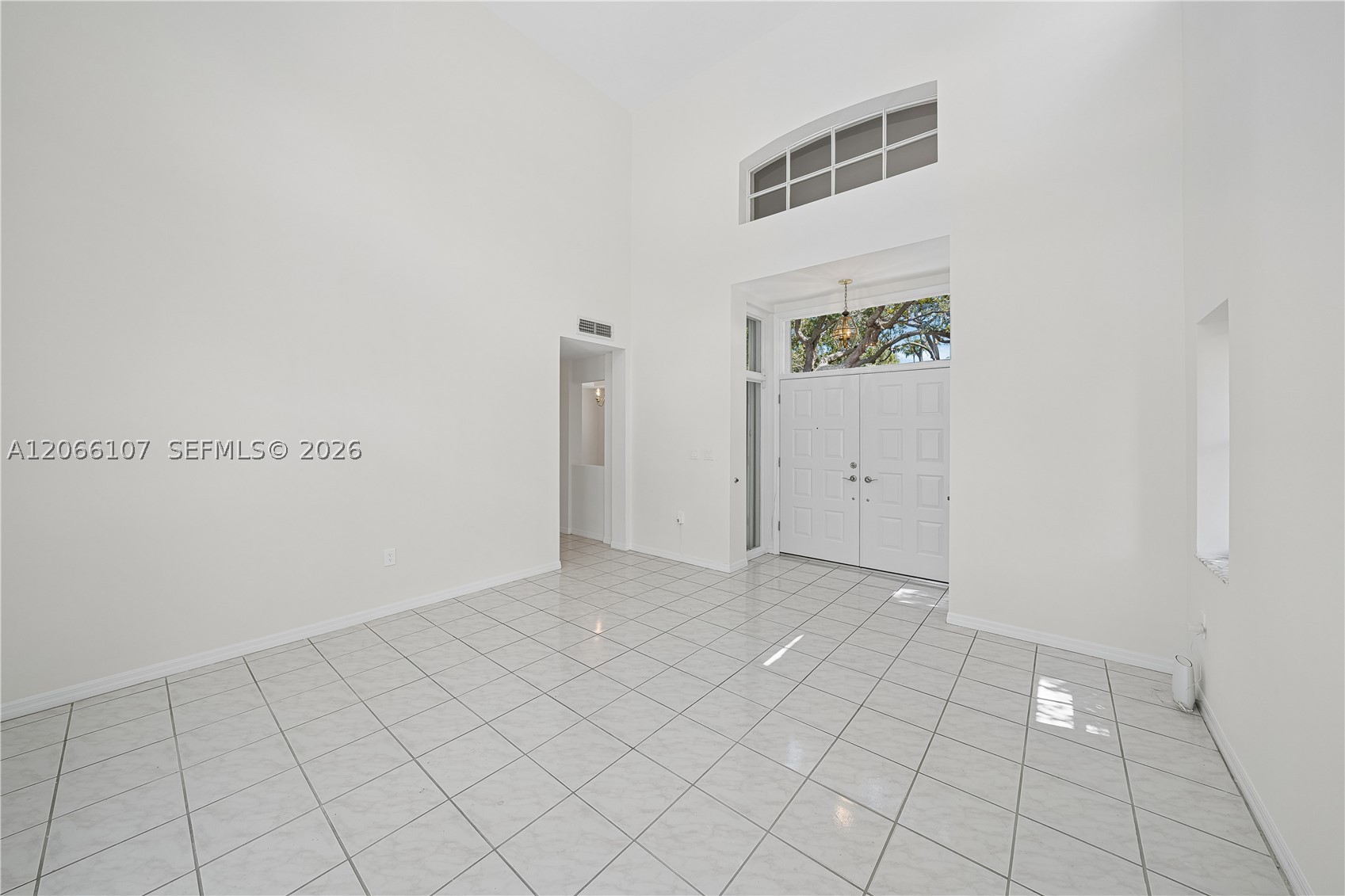 7605 Sw 147th St Property Photo 5