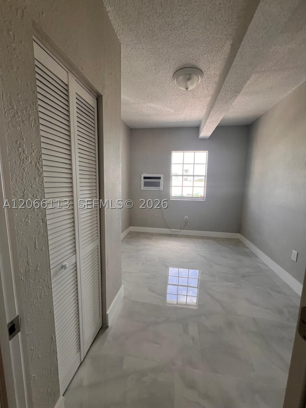 1625 Nw 35th St B5 Property Photo 10