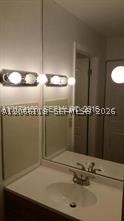 3670 Inverrary Dr 1u Property Photo 9