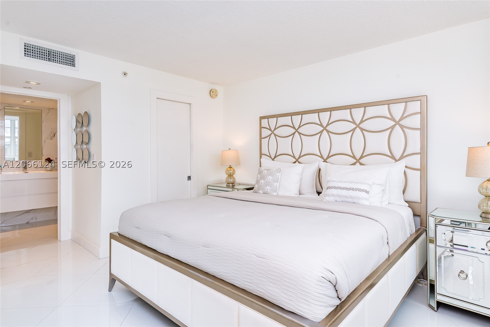 6917 Collins Ave 720 Property Photo 13