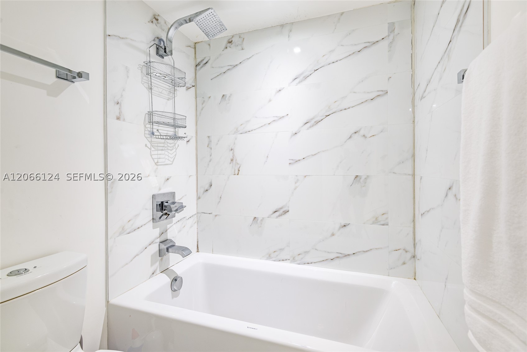6917 Collins Ave 720 Property Photo 18