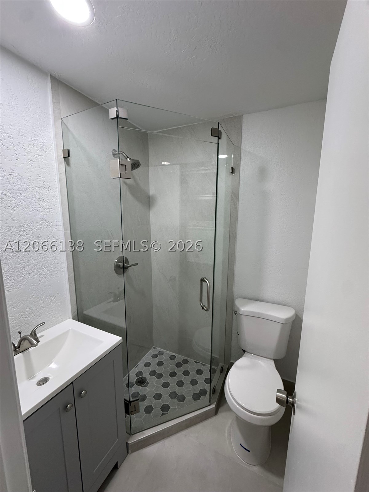 664 Colson Dr Property Photo 9