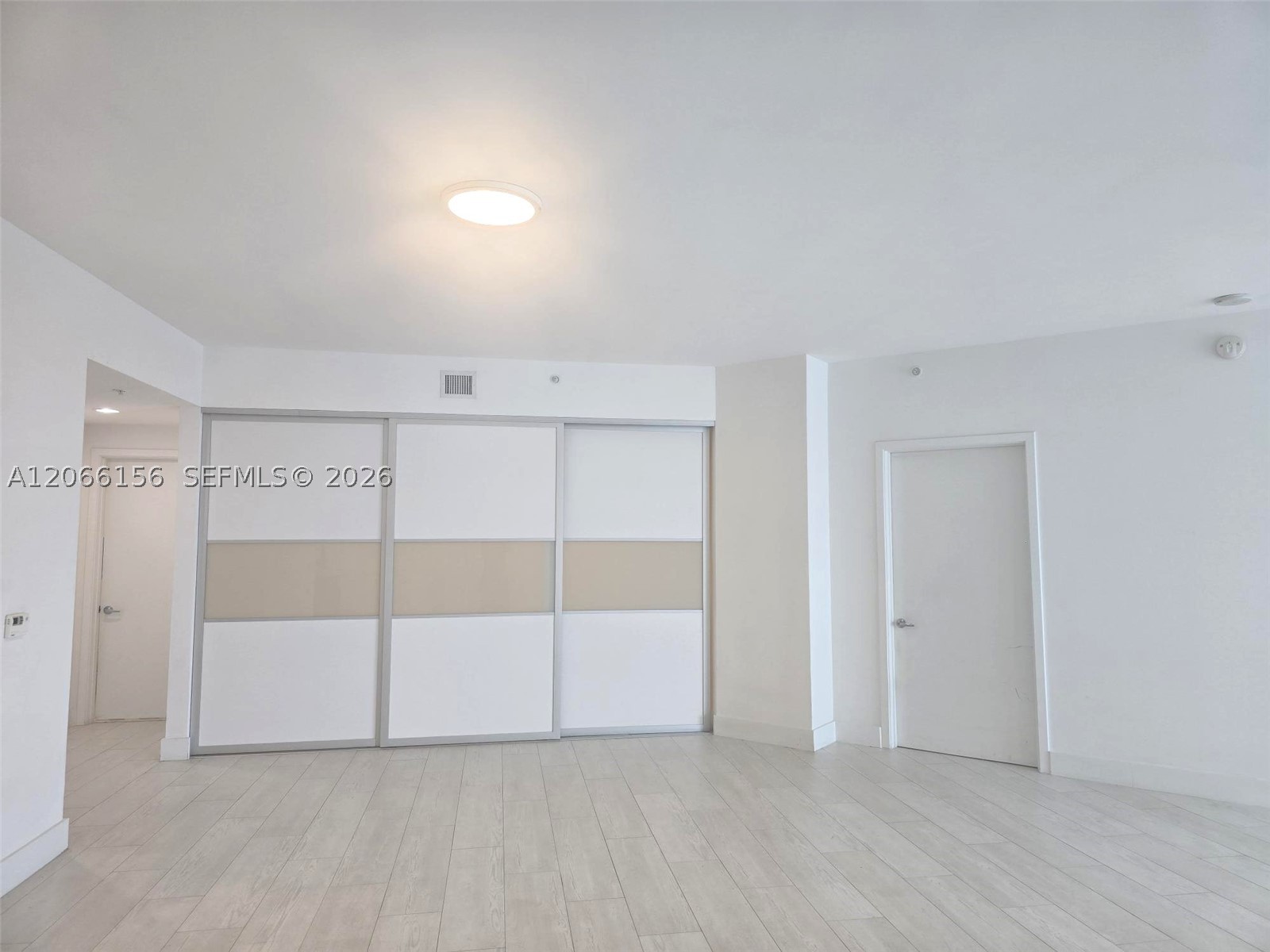 17301 Biscayne Blvd 1004 Property Photo 7