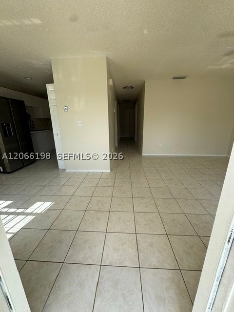 982 Sw 9th Ct Property Photo 3