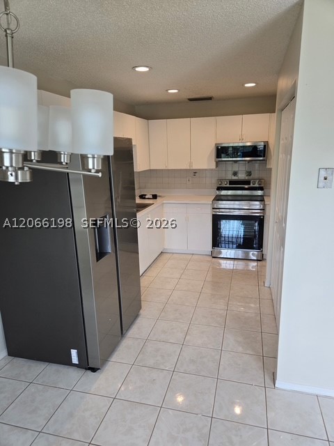 982 Sw 9th Ct Property Photo 6