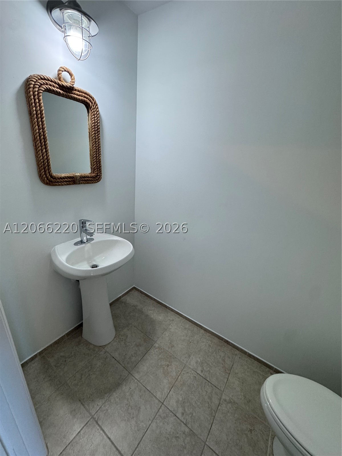 60 Sw 13th St 2202 Property Photo 18