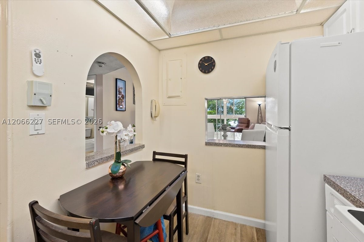 2911 N Pine Island Rd 311 Property Photo 16