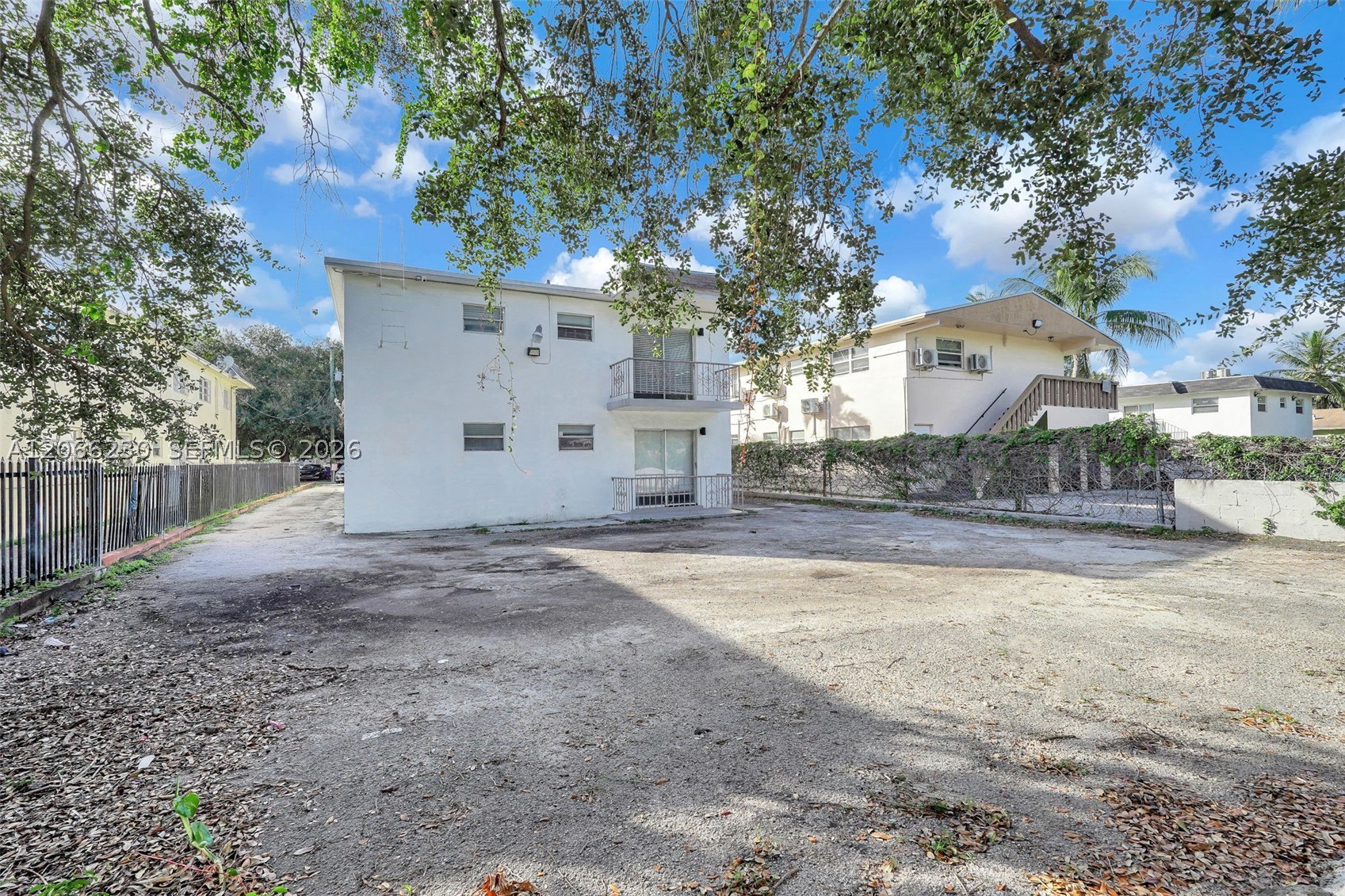 8295 Ne Miami Ct 4 Property Photo 3