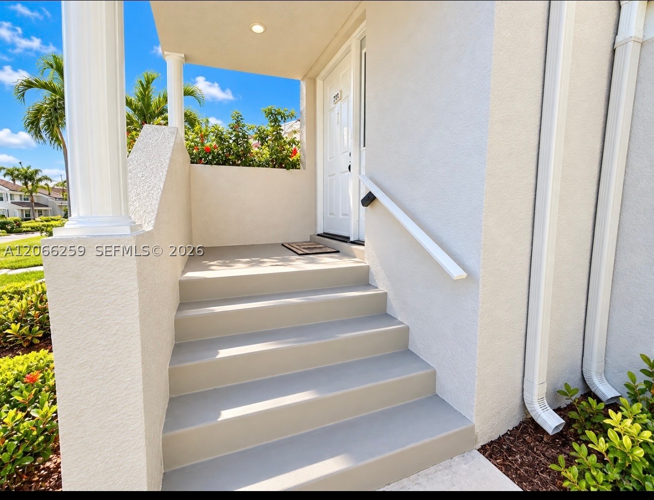 2224 Se 27 Dr 201 C Property Photo 3