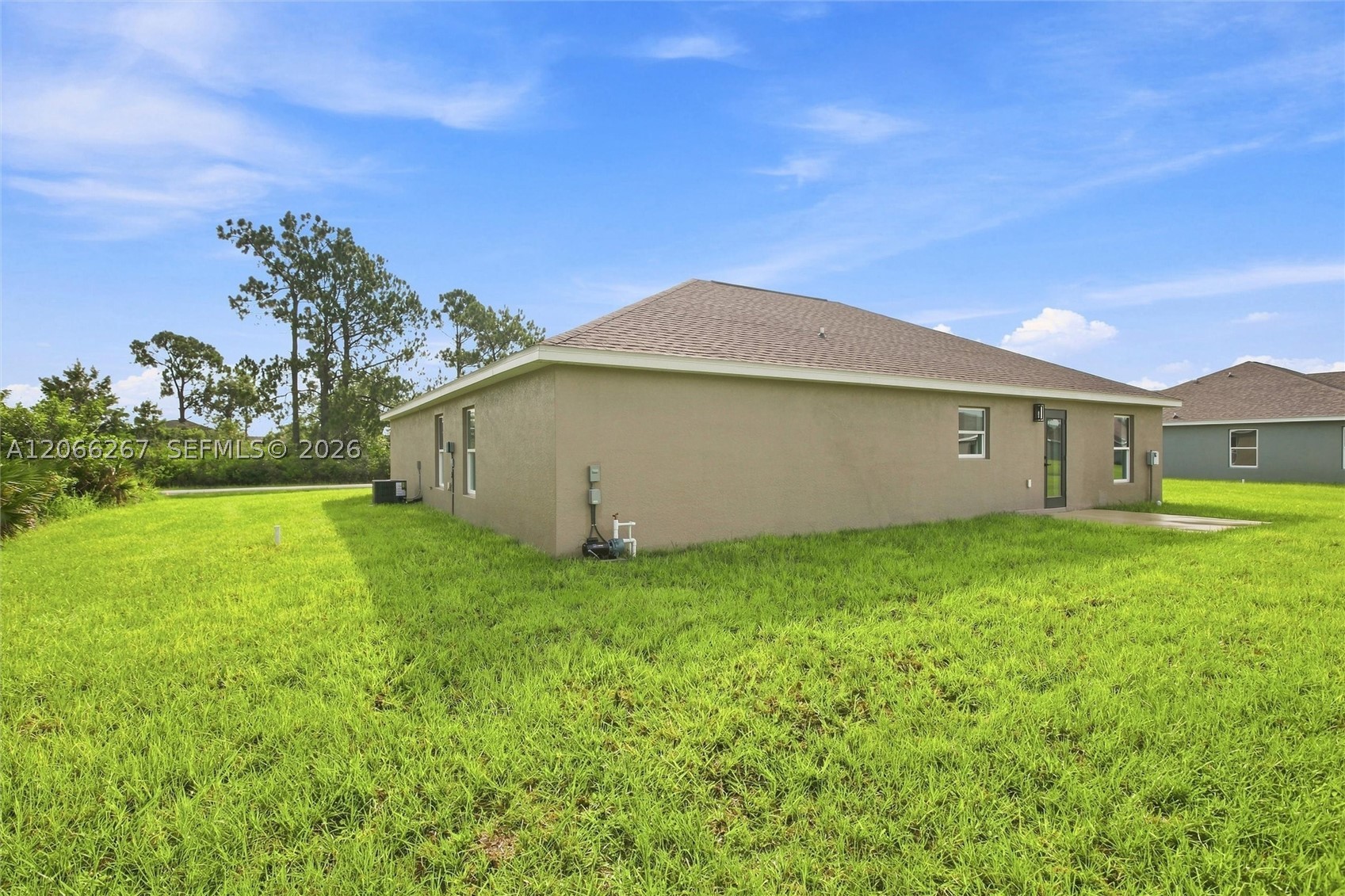 6898 Dickinson Drive Property Photo 36