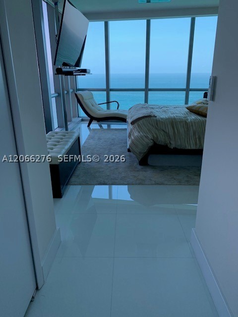 17121 Collins Ave 2808 Property Photo 14