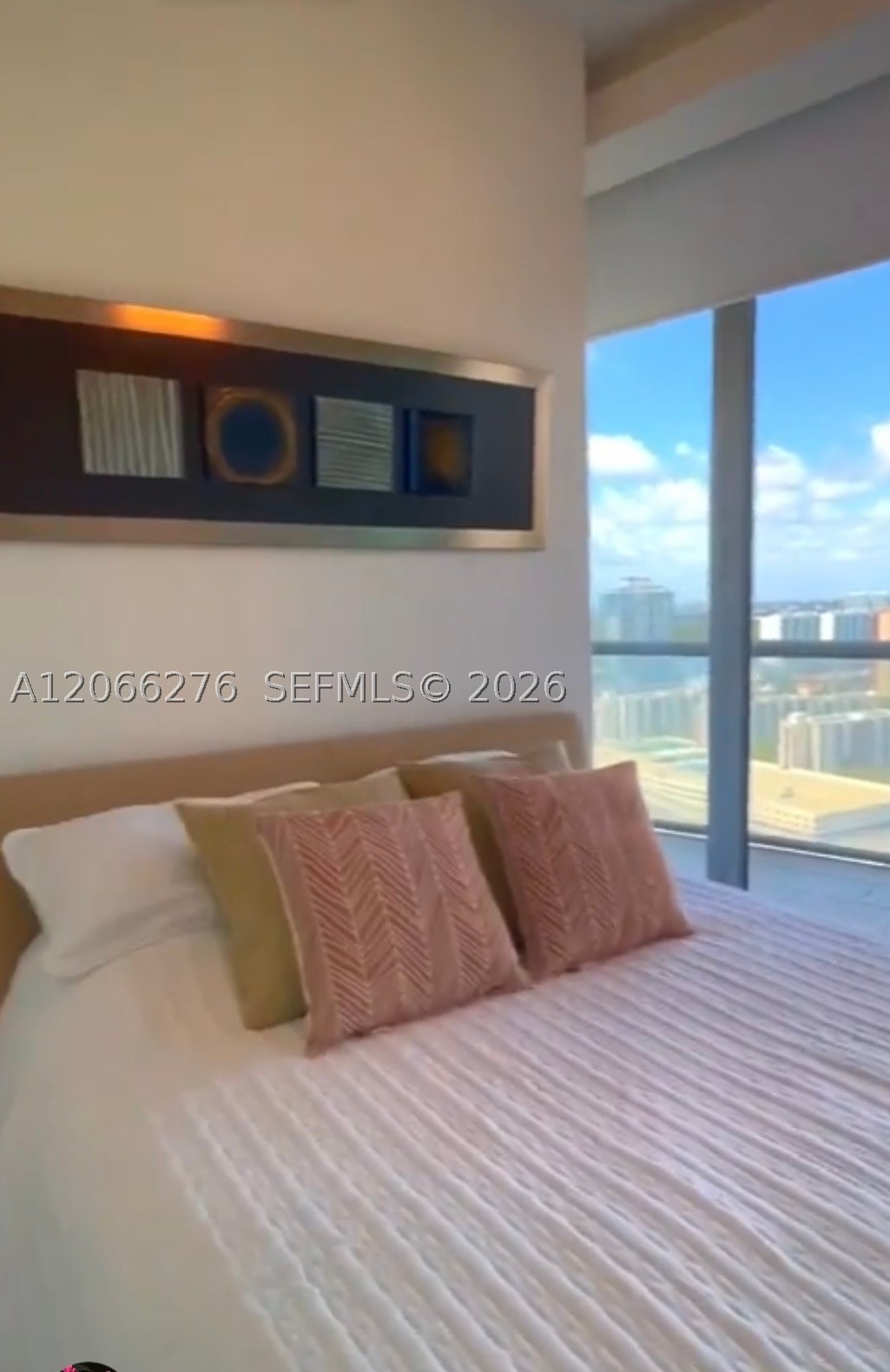 17121 Collins Ave 2808 Property Photo 16