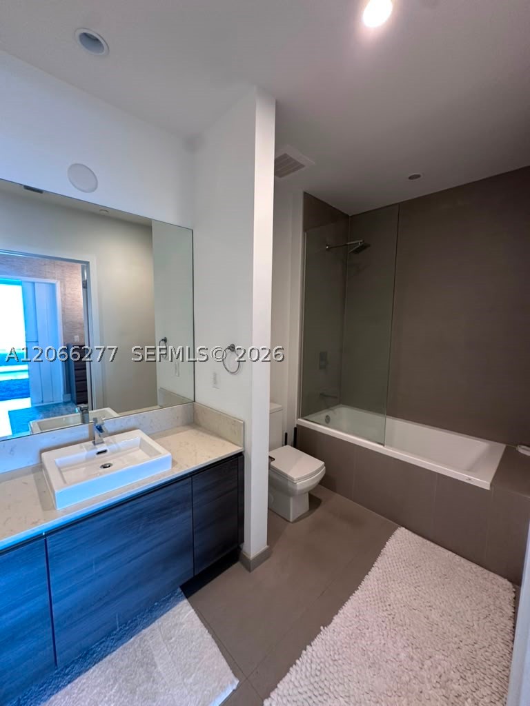 1080 Brickell Ave 4202 Property Photo 18