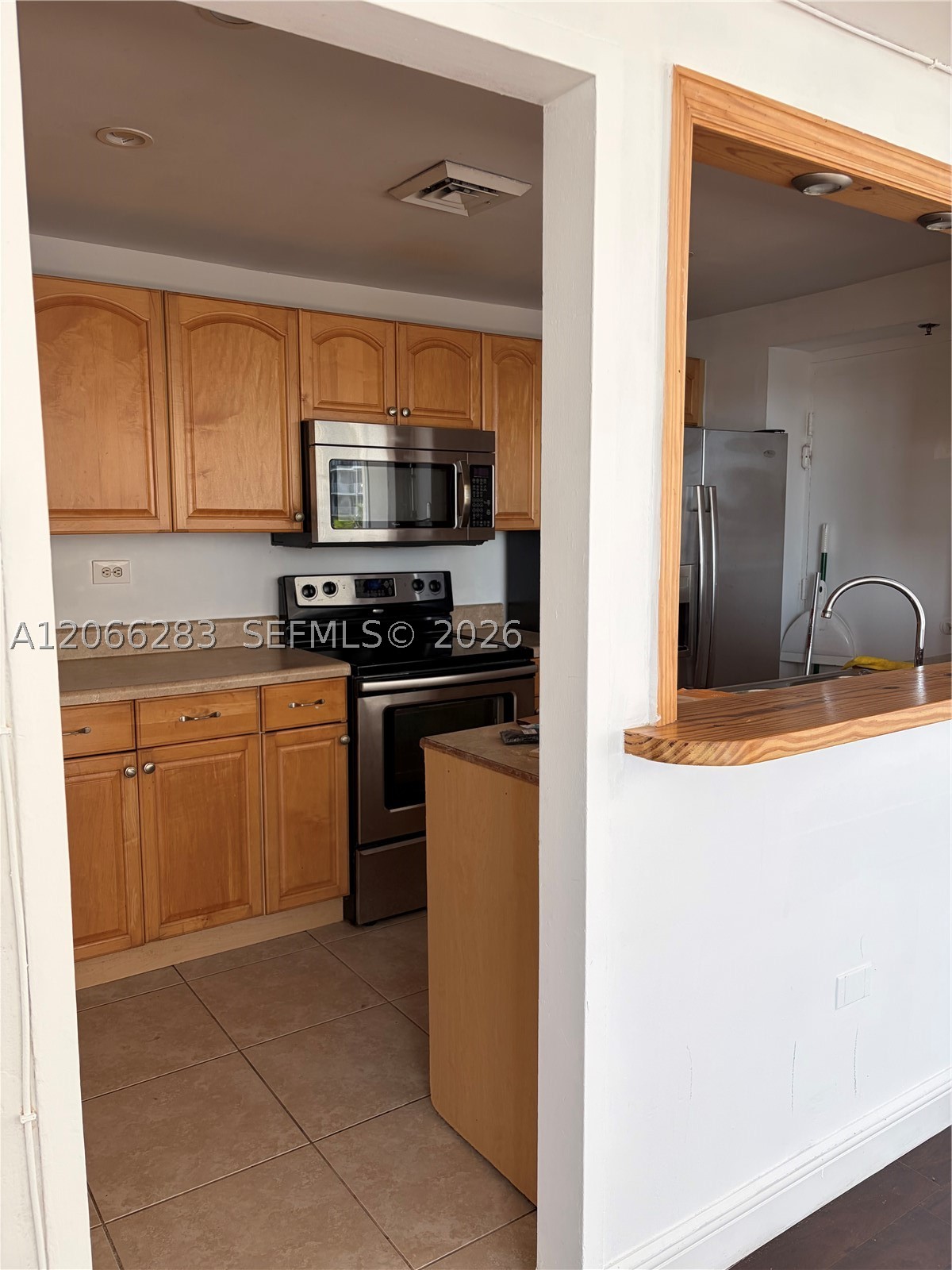 7545 E Treasure Dr 5g Property Photo 6