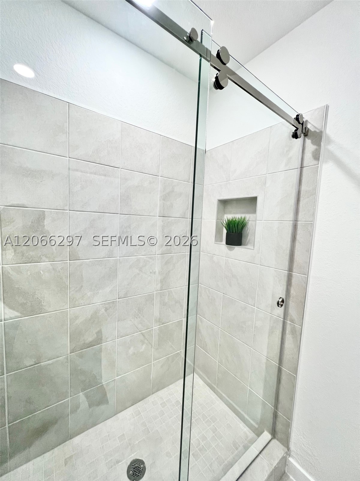 429 Ne 12th Street 0 Property Photo 22