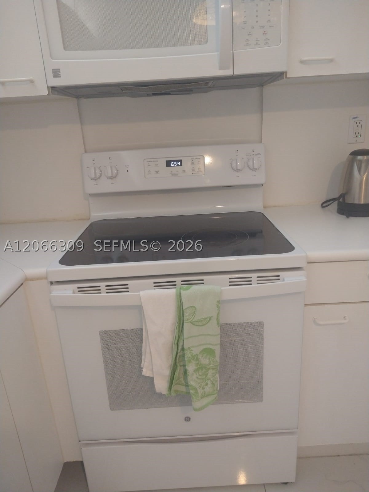 9341 Collins Ave 303 Property Photo 5