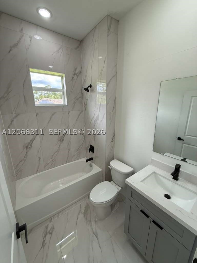 723 Epps Brown St E Property Photo 17