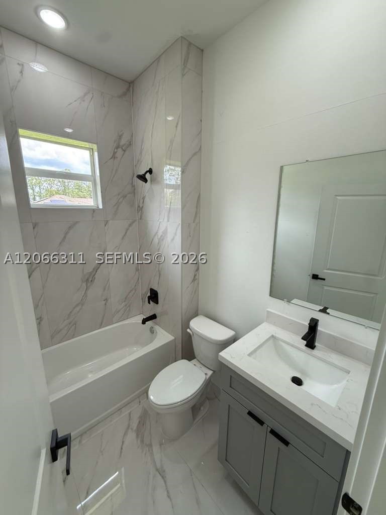 723 Epps Brown St E Property Photo 18