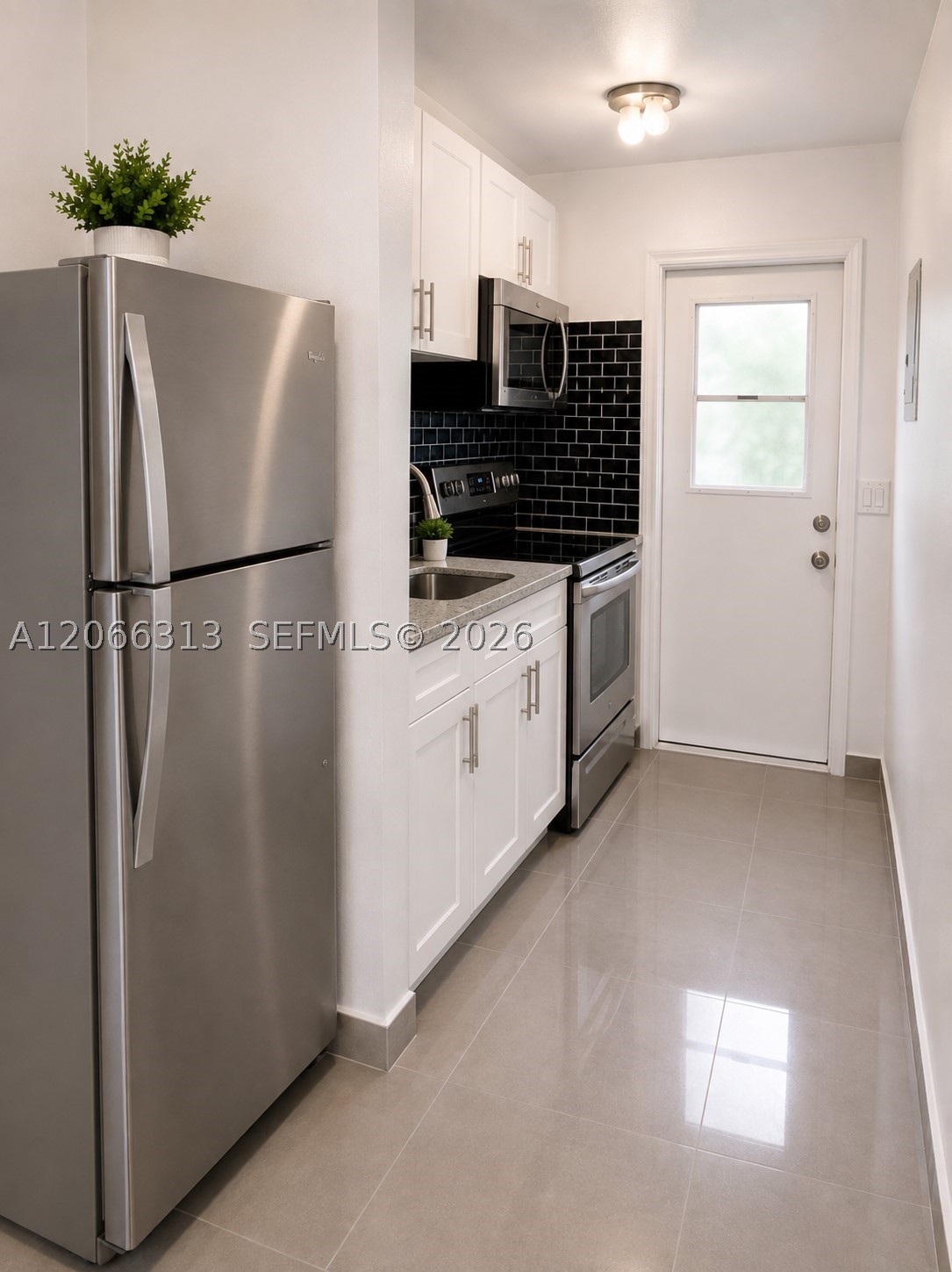 309 Phippen Waiters Rd 2 Property Photo 5