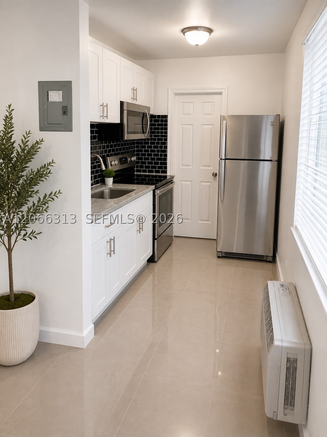 309 Phippen Waiters Rd 2 Property Photo 6