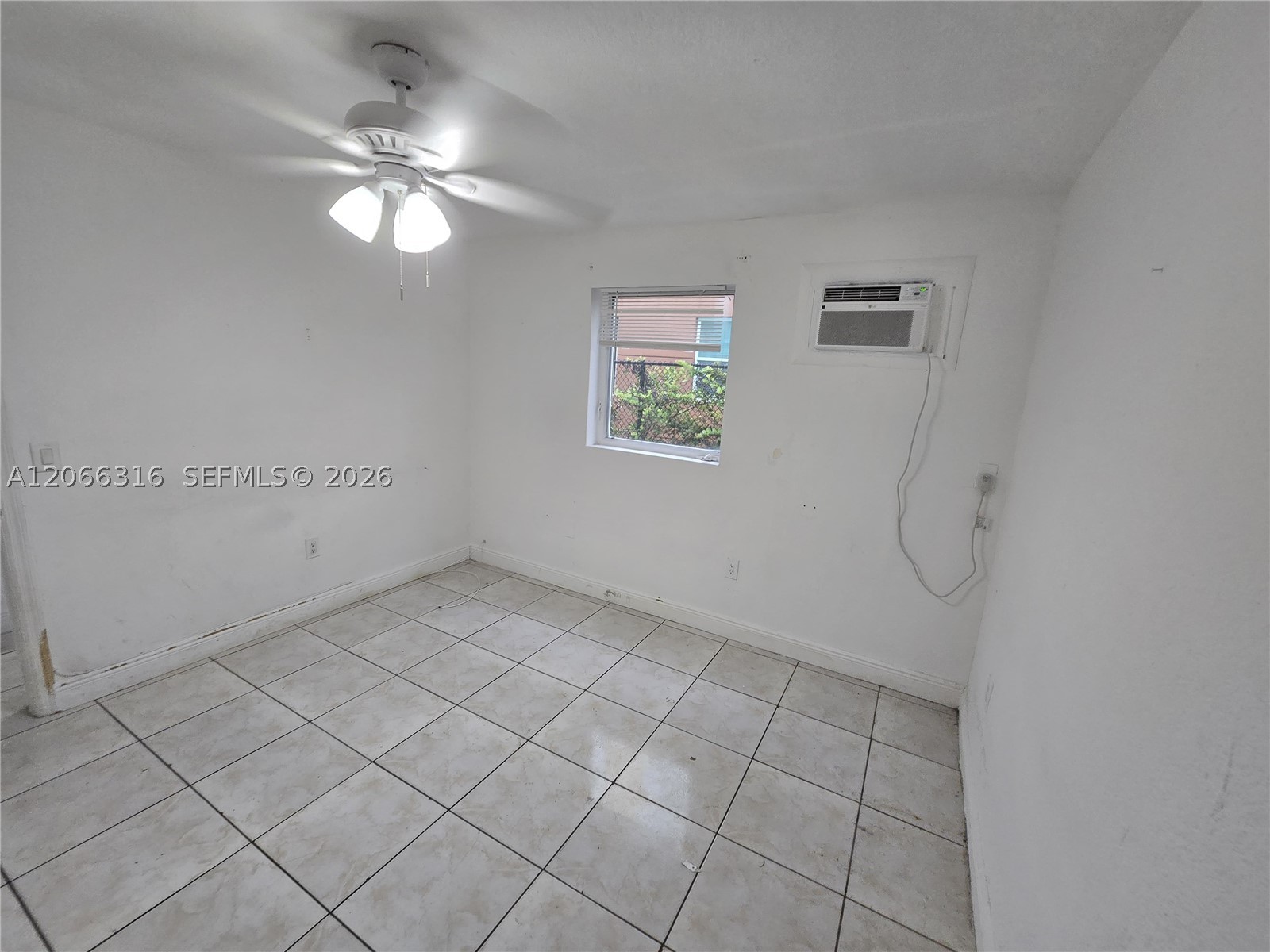 535 Nw 7th St 3 Property Photo 10