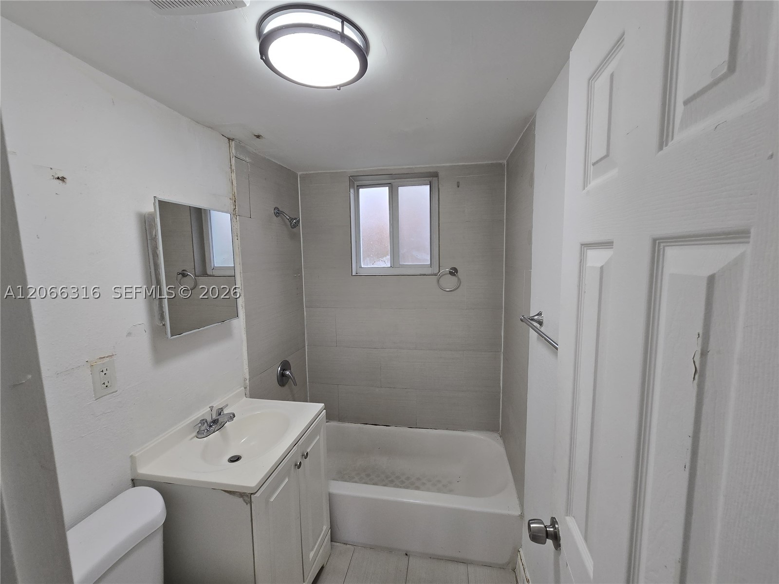 535 Nw 7th St 3 Property Photo 16
