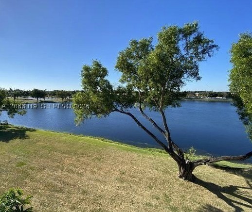 8600 N Sherman Cir 507 Property Photo 6