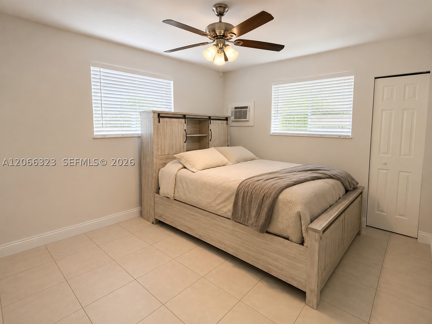 470 Nw 52nd Ave Property Photo 12
