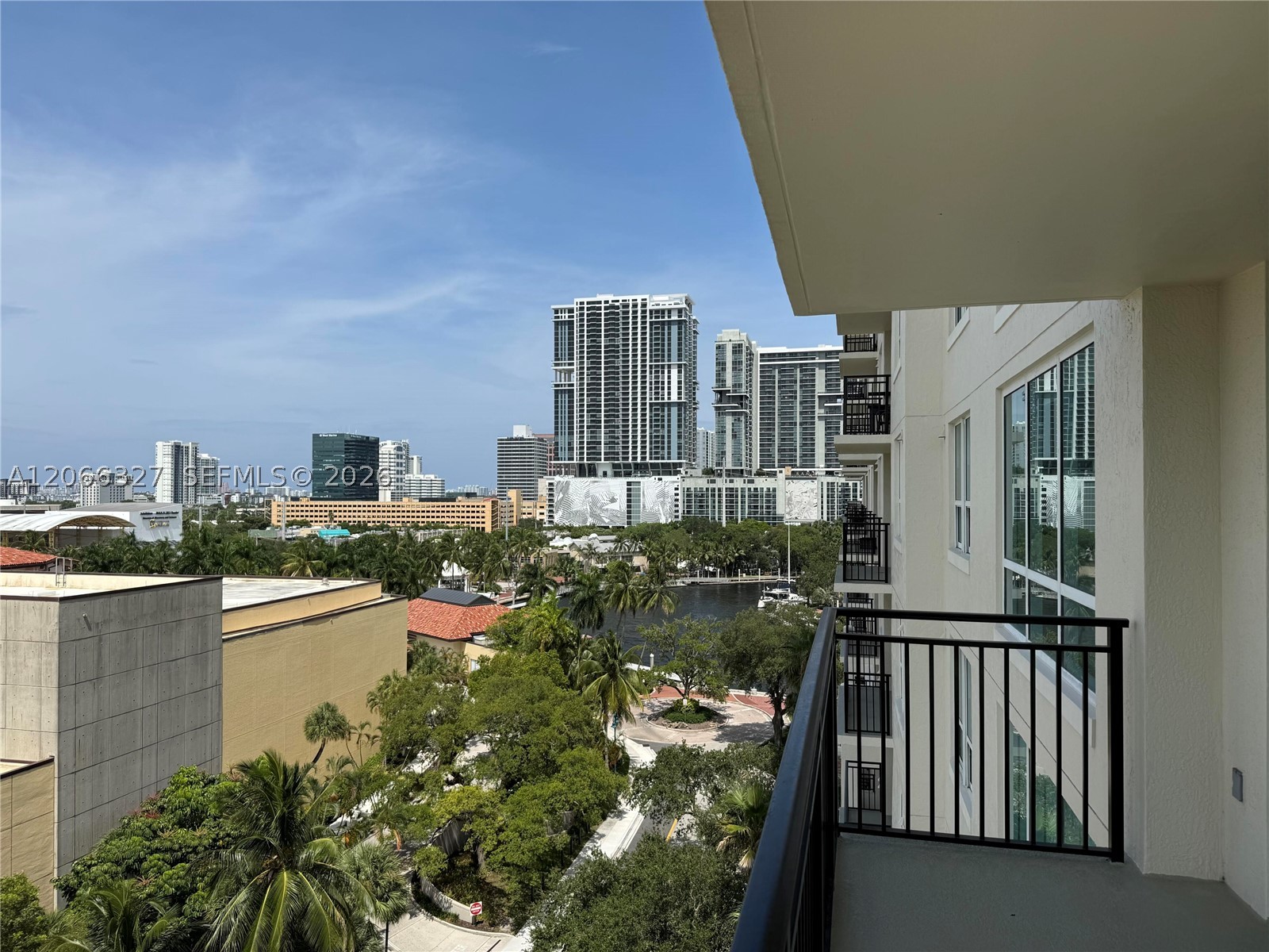 610 W Las Olas Blvd 913n Property Photo 1